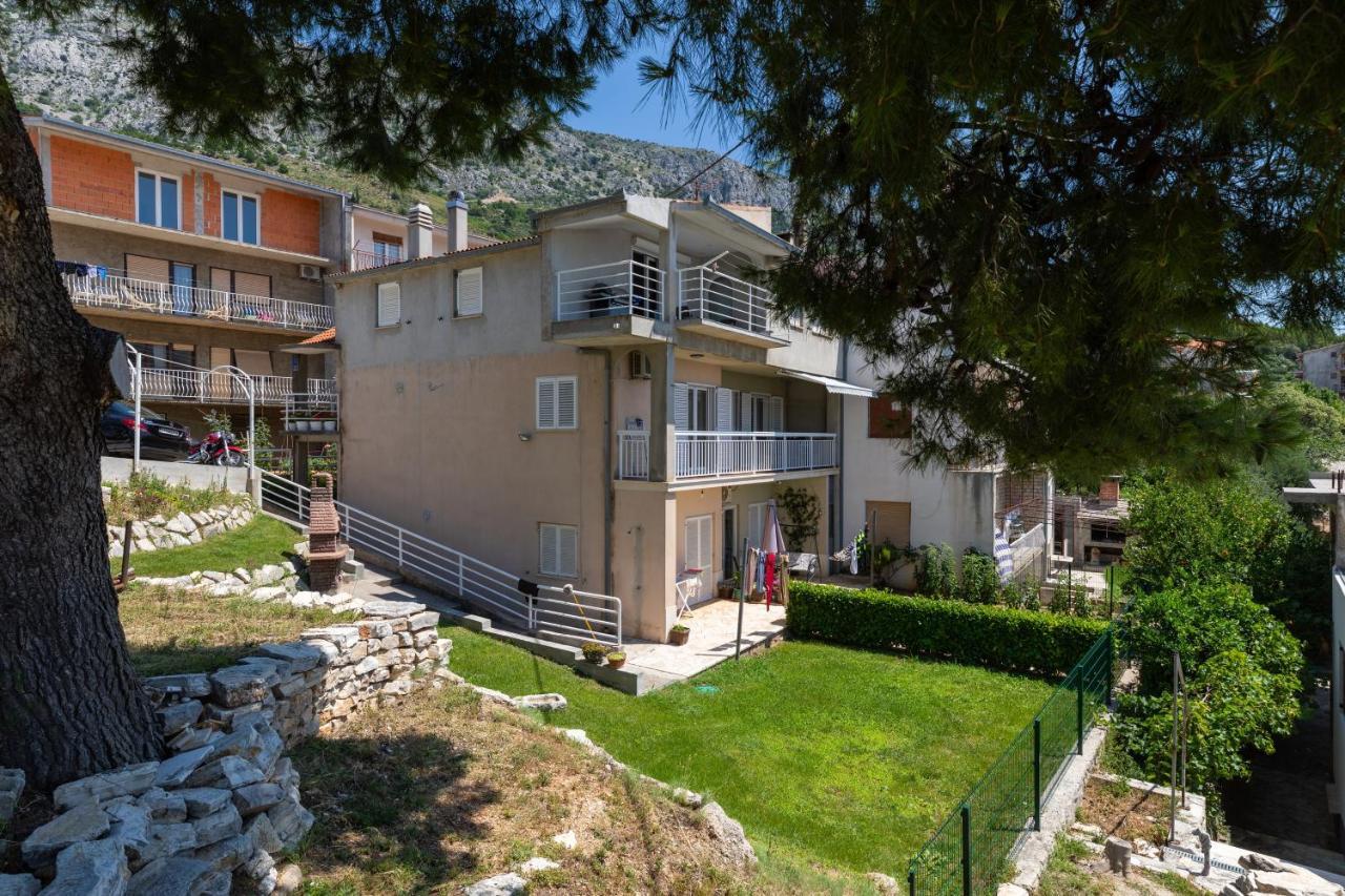 Apartments With A Parking Space Stanici, Omis - 11421 셀리나 외부 사진